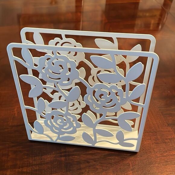IKEA Metal Roses Napkin Holder New - Picture 1 of 7